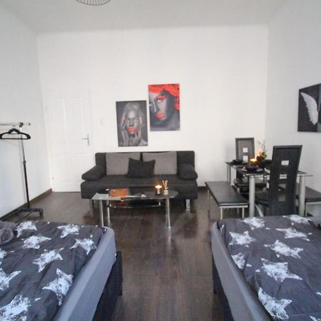 23Sam Apartment Vienna 23 Malfattigasse Exterior photo
